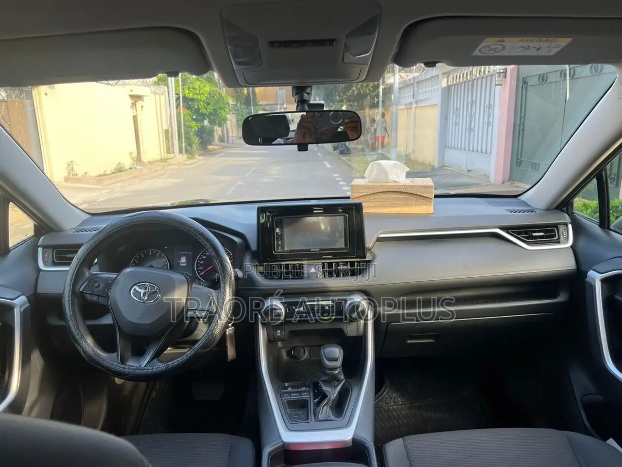 Toyota RAV4 LE AWD 2020 Black