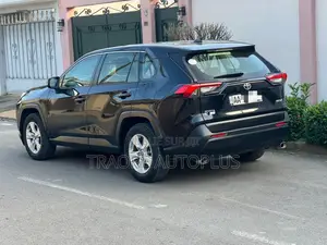 Toyota RAV4 LE AWD 2020 Black