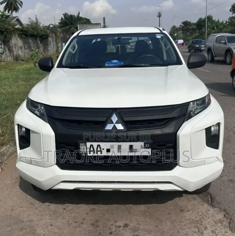 Mitsubishi L200 2024 Blanc
