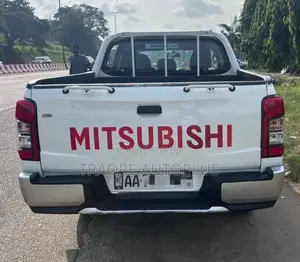 Mitsubishi L200 2024 Blanc