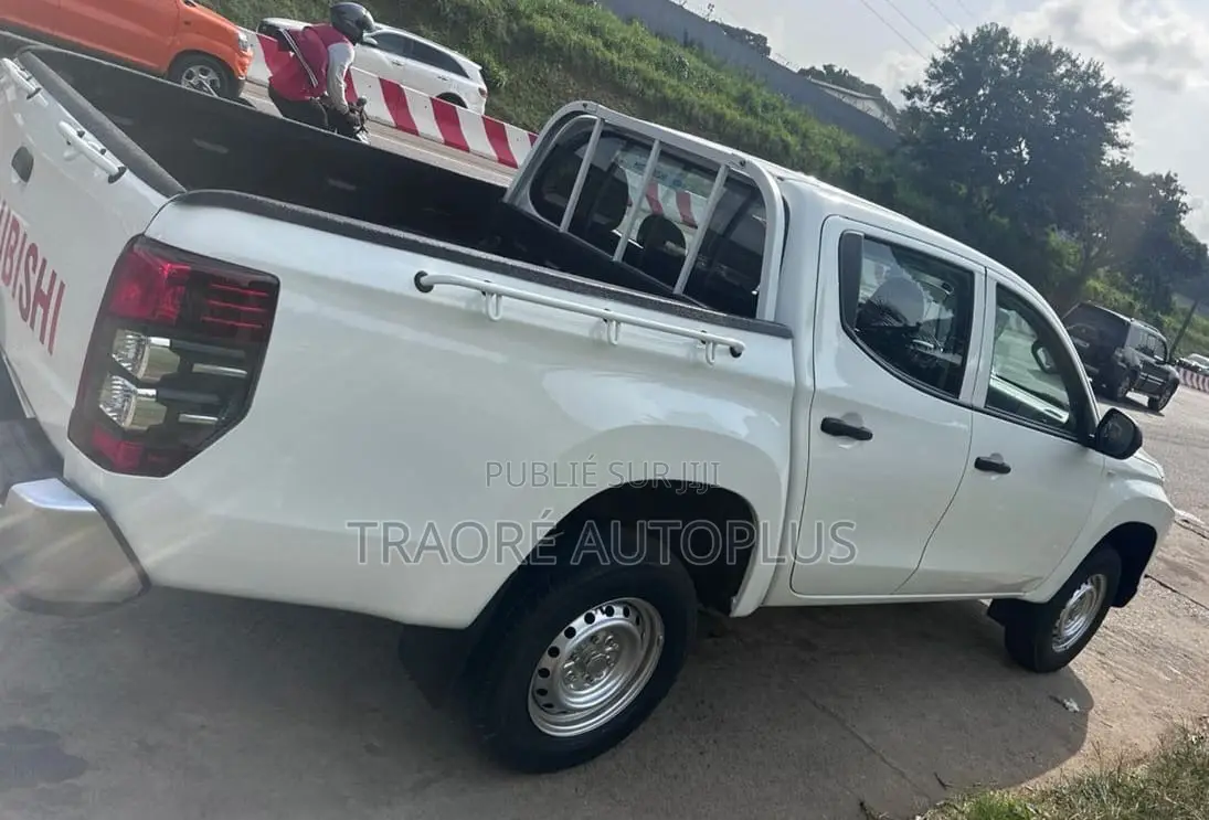 Mitsubishi L200 2024 Blanc