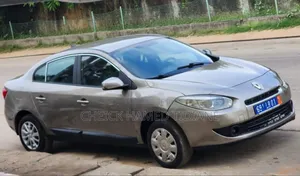 Renault Fluence 2012 Gris