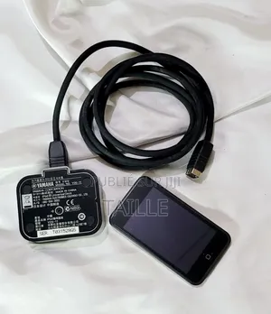 Apple iPod - Station d'Accueil- Yamaha