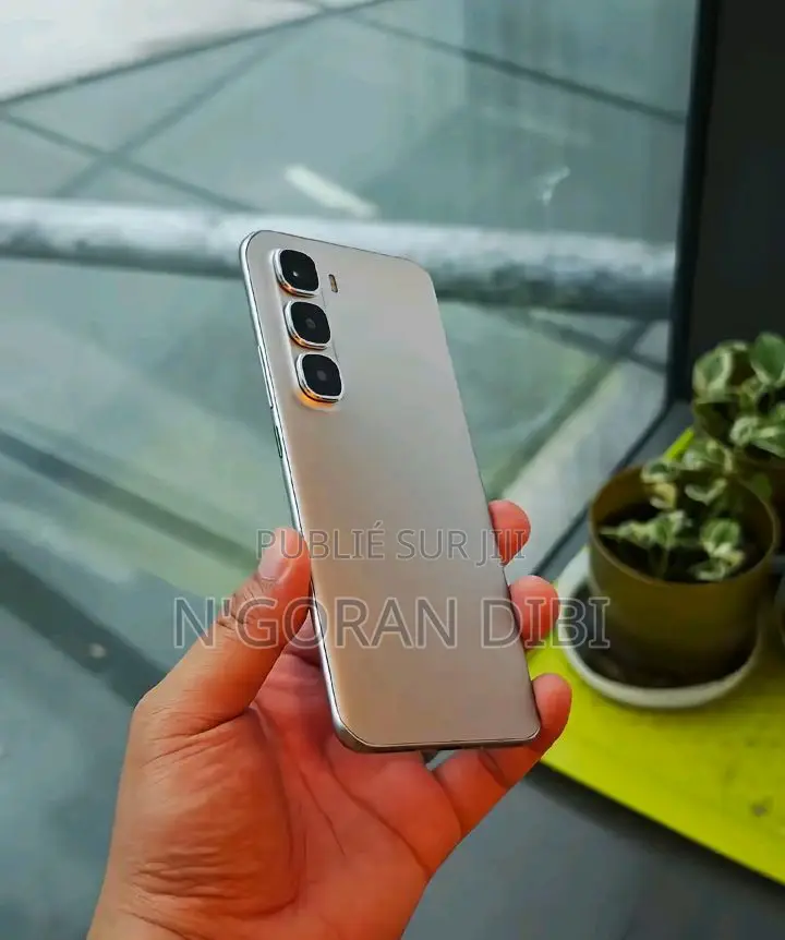 Nouveau Infinix Hot 60 Pro+ 128 GB Gris