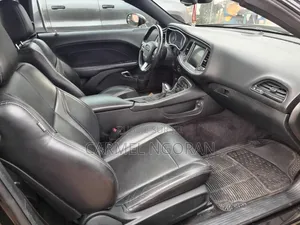 Dodge Challenger 2018 Black