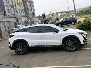 Changan UNI-T 2021 Blanc