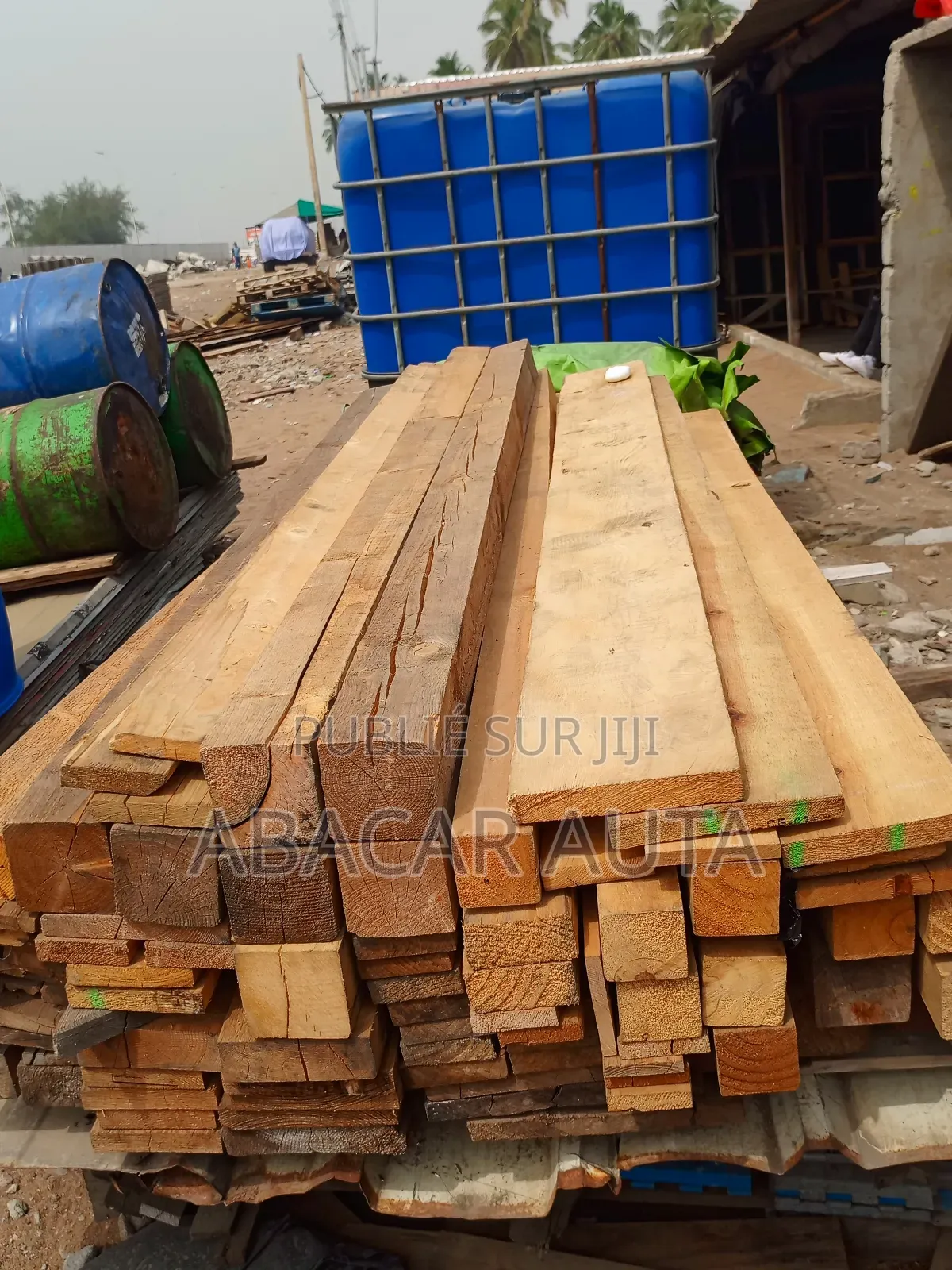 Tôles, Portes Métalliques Et Matériaux De Construction".