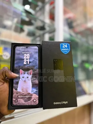 Nouveau Samsung Galaxy Z Flip5 256 GB Autre