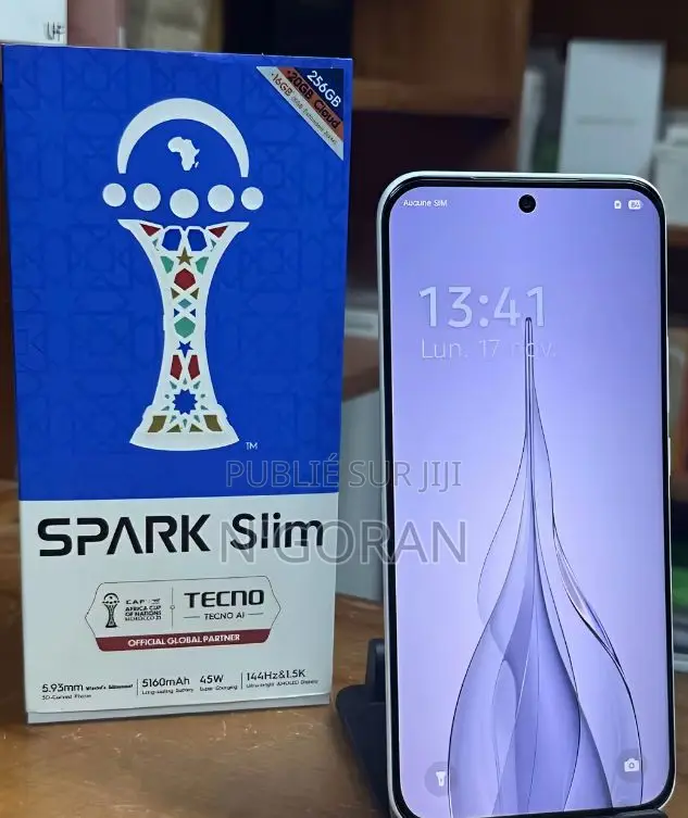 Nouveau Tecno Spark Slim 256 GB Blanc