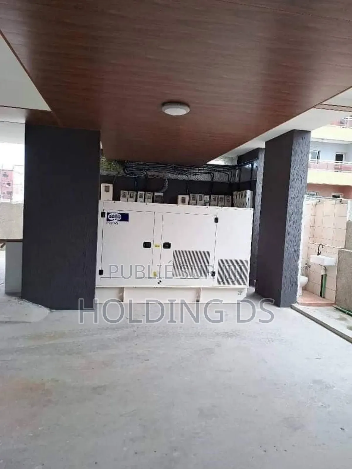 Furnished 2chbre Appartement dans Location Immobilière, Cocody à Louer