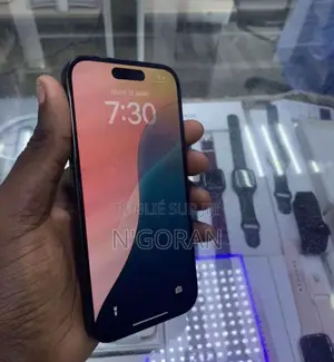 Nouveau Apple iPhone 16 128 GB Black