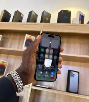 Nouveau Apple iPhone 14 Pro 128 GB Black
