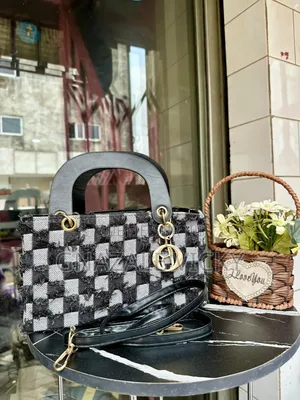 Vente De Petits Sacs Femme