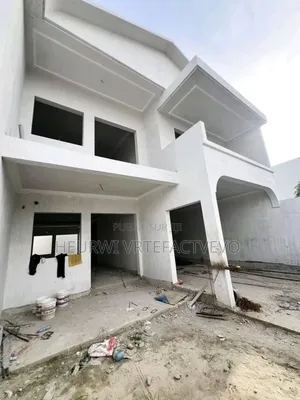 5chbre Duplex dans Abatta, Cocody à Vendre