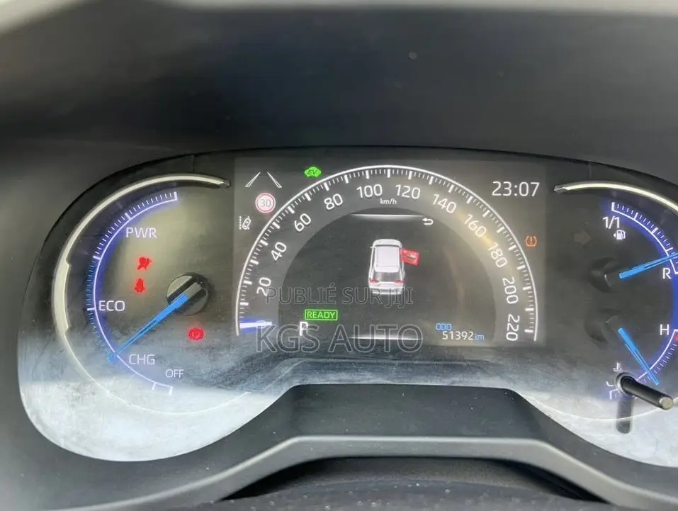 Toyota RAV4 XLE 2021 Blanc