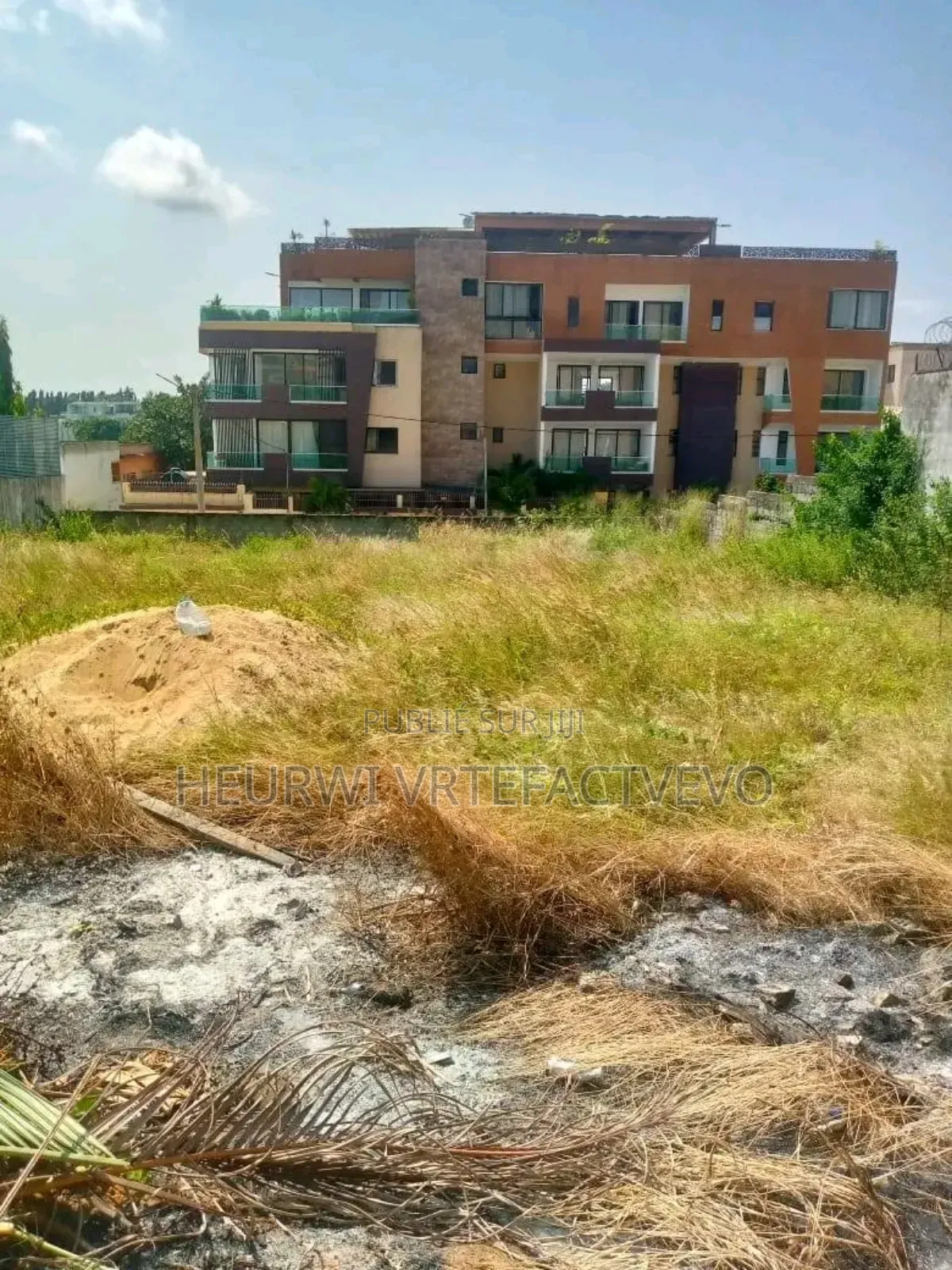 Terrain en Vente À Cocody Rivera 4