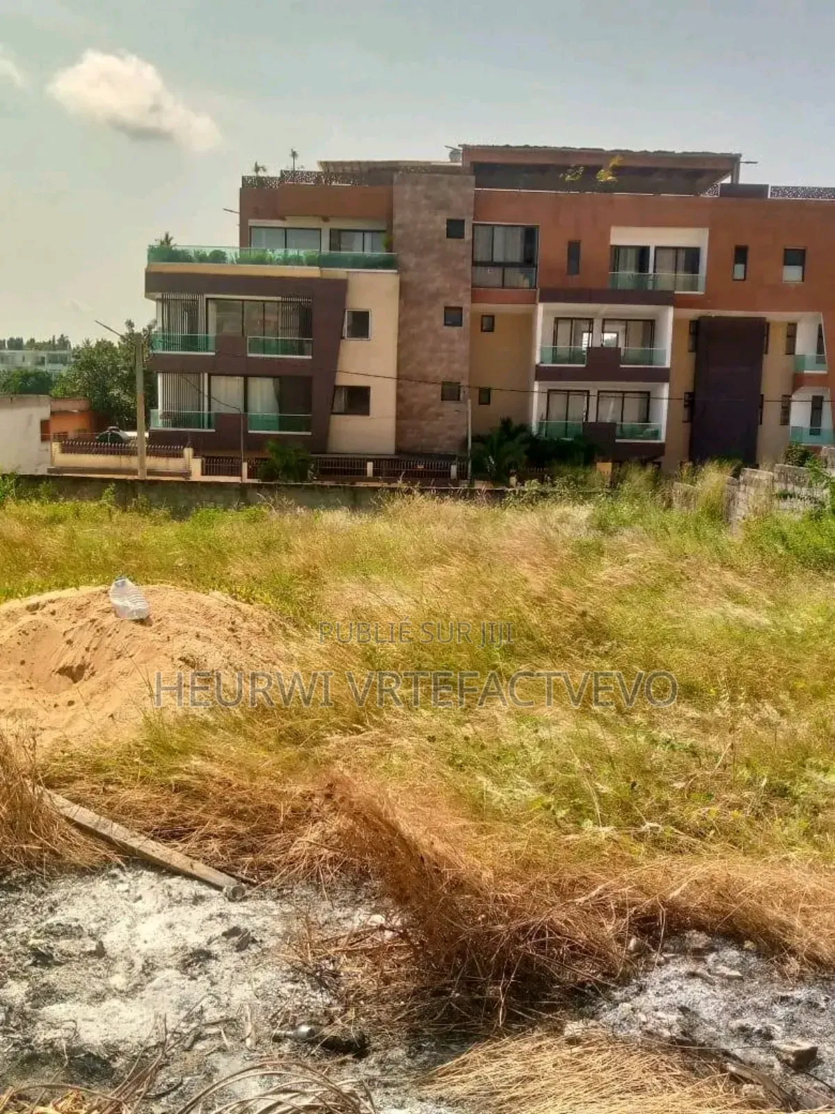 Terrain en Vente À Cocody Rivera 4