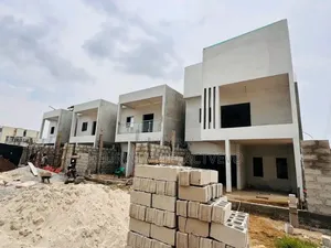 4chbre Duplex dans Djorobite, Cocody à Vendre