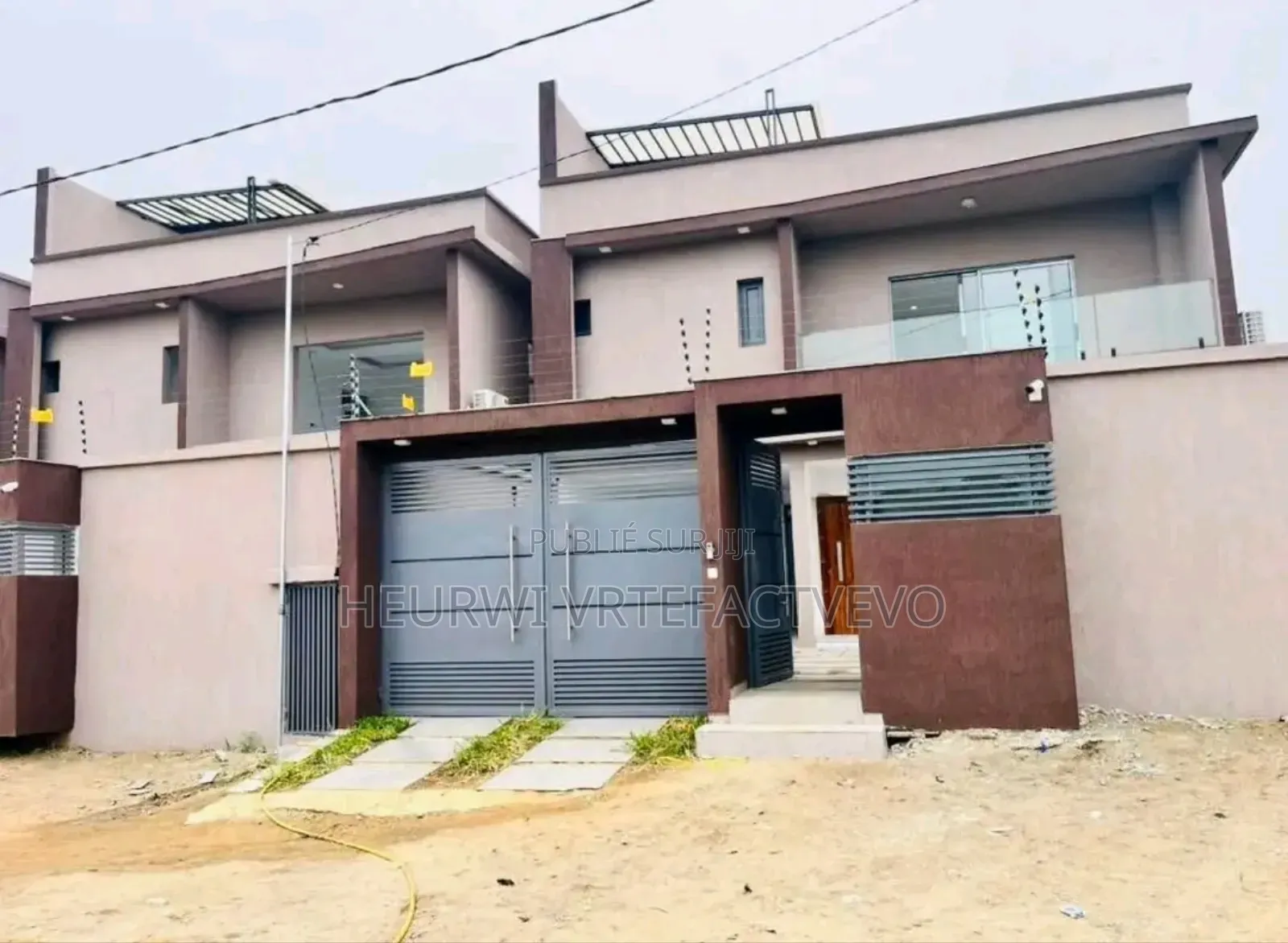 6chbre Duplex dans Bingerville Adjin à Vendre