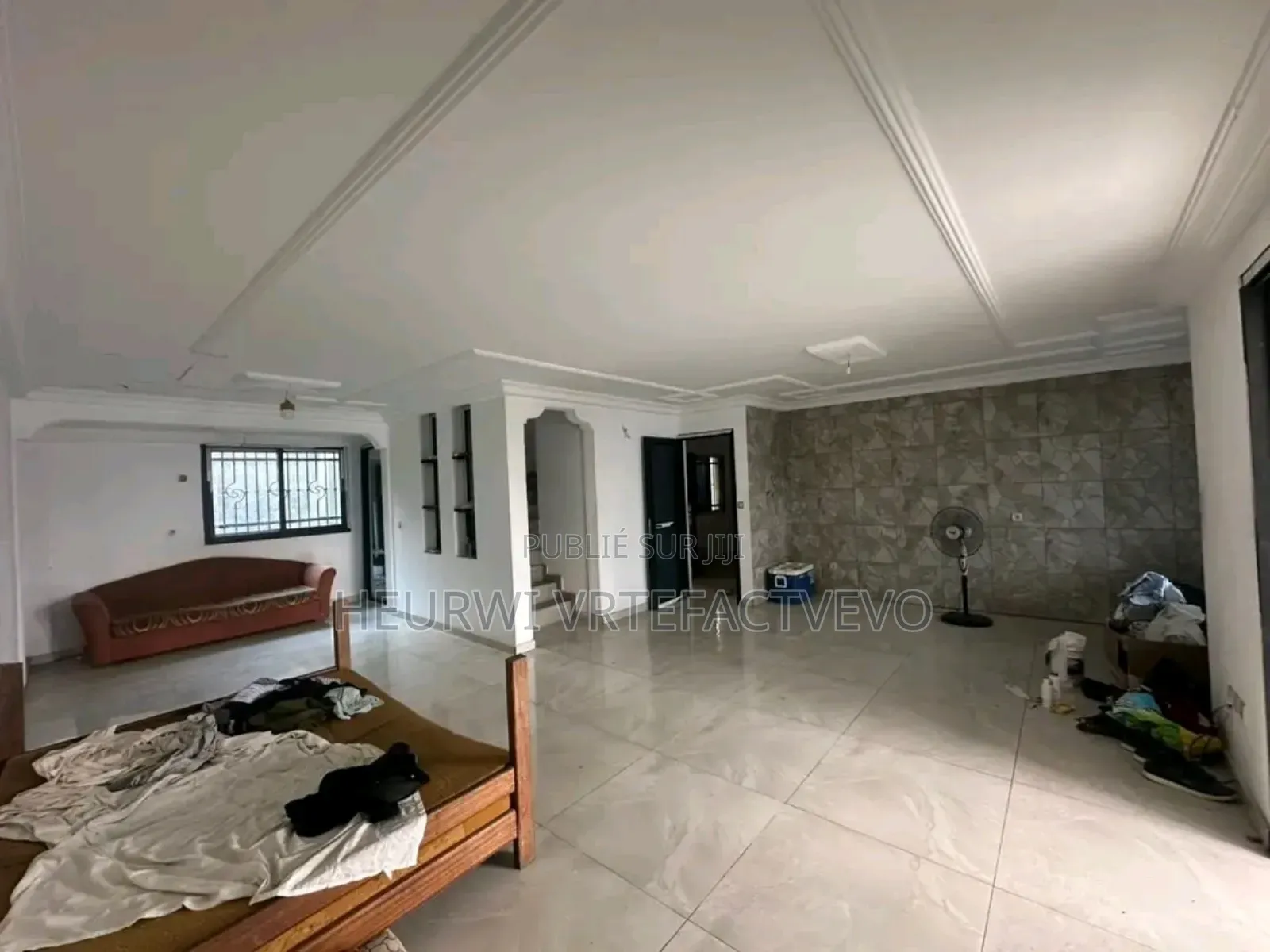 5chbre Duplex dans Riviera 4, Cocody à Vendre