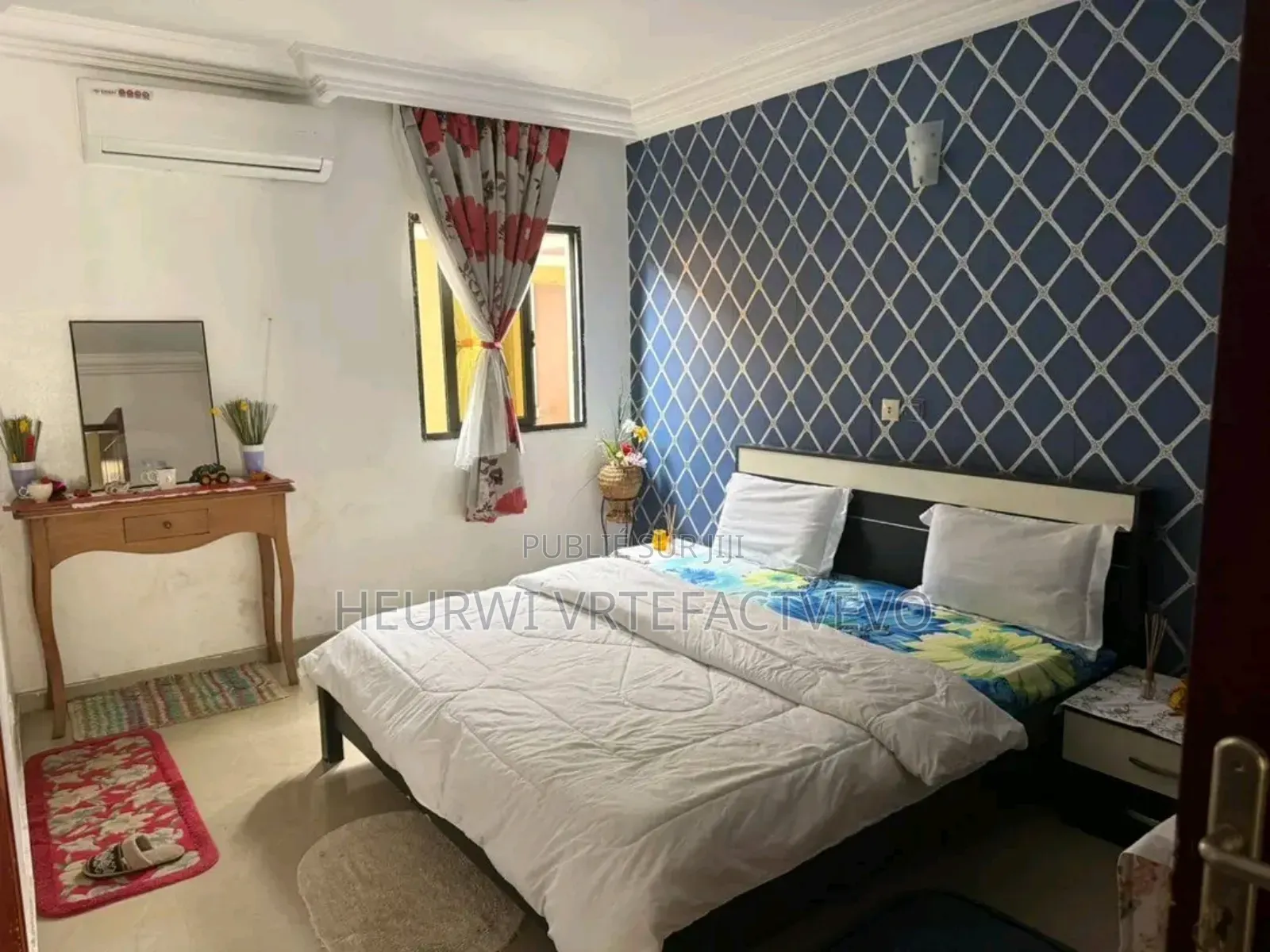 10chbre Duplex dans M'Badon, Cocody à Vendre