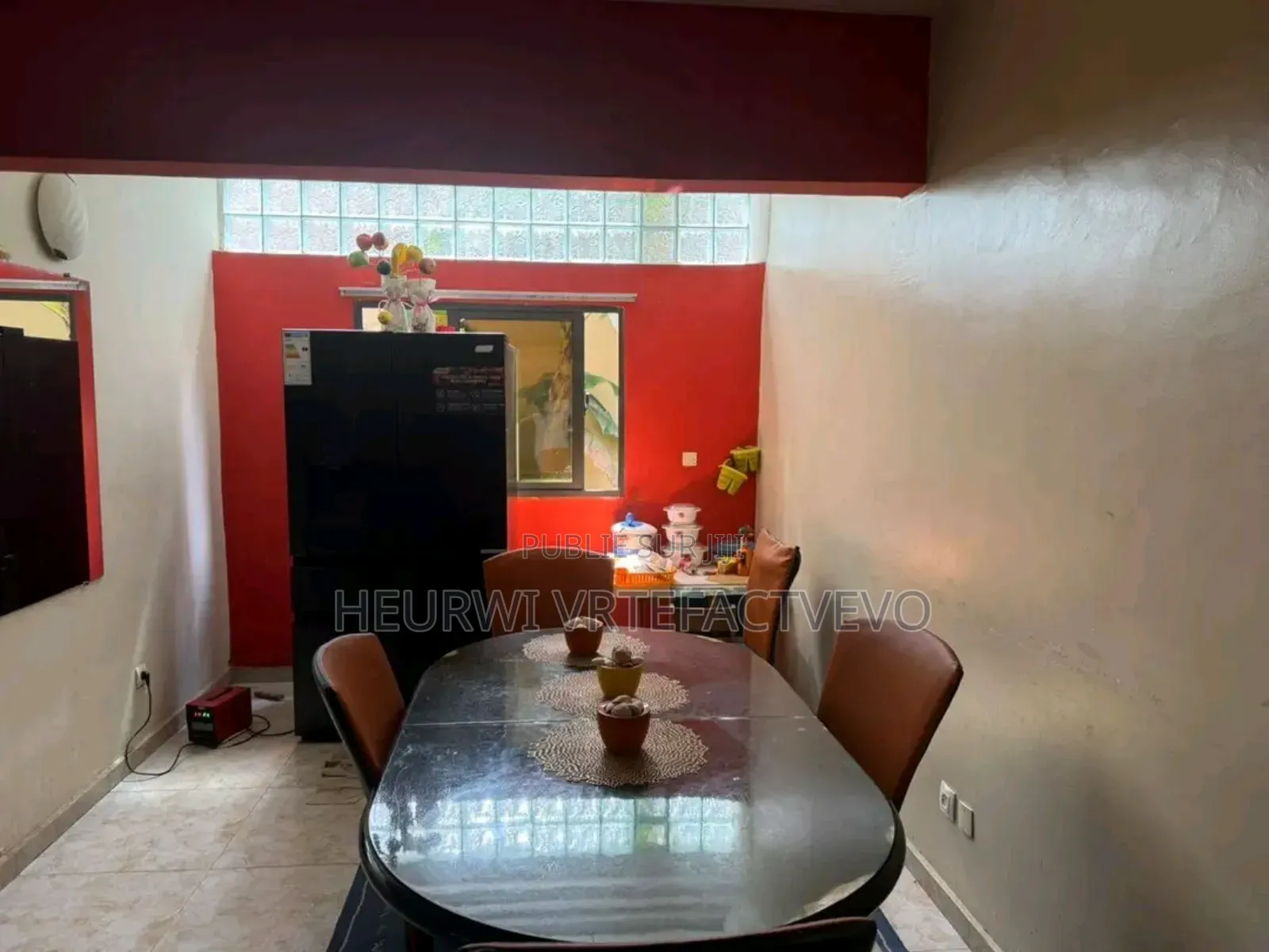 10chbre Duplex dans M'Badon, Cocody à Vendre