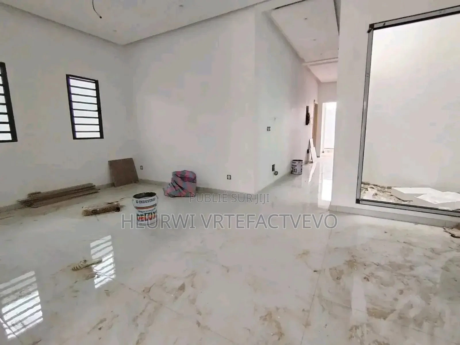 2chbre Villa dans Djorobite, Cocody à Vendre