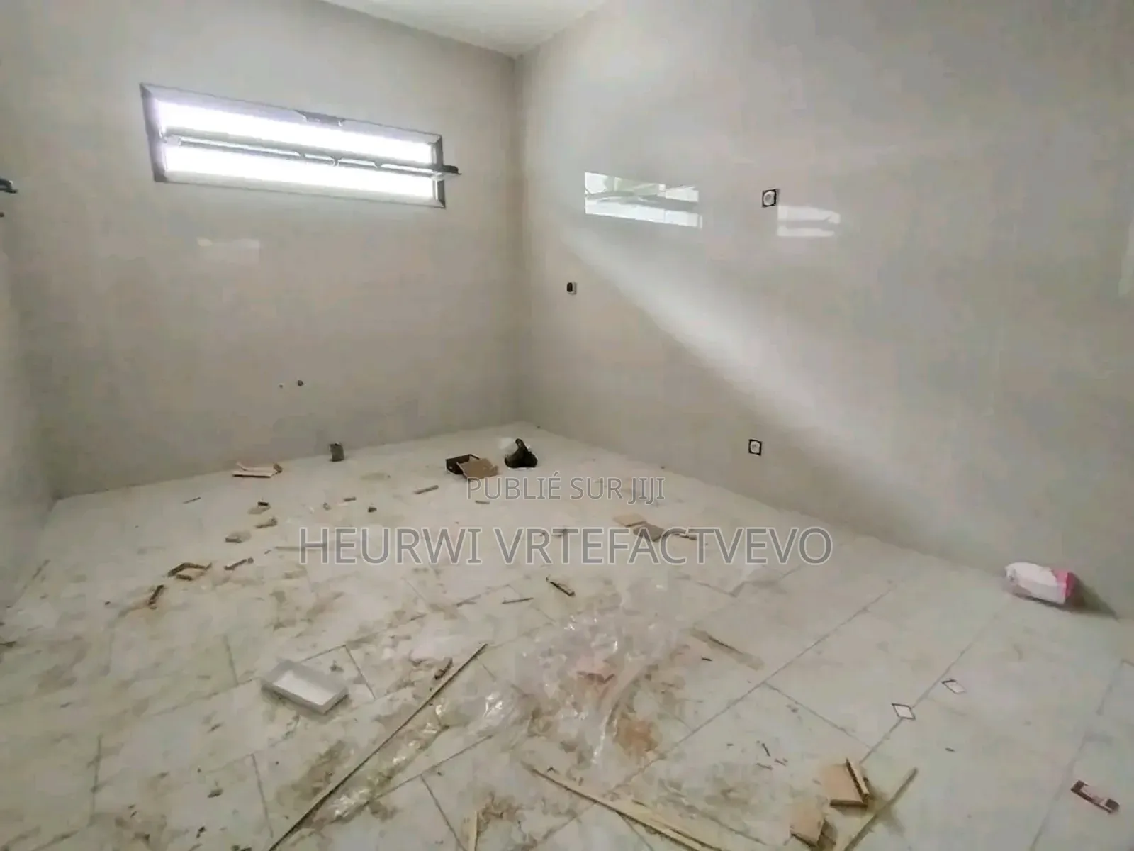 2chbre Villa dans Djorobite, Cocody à Vendre