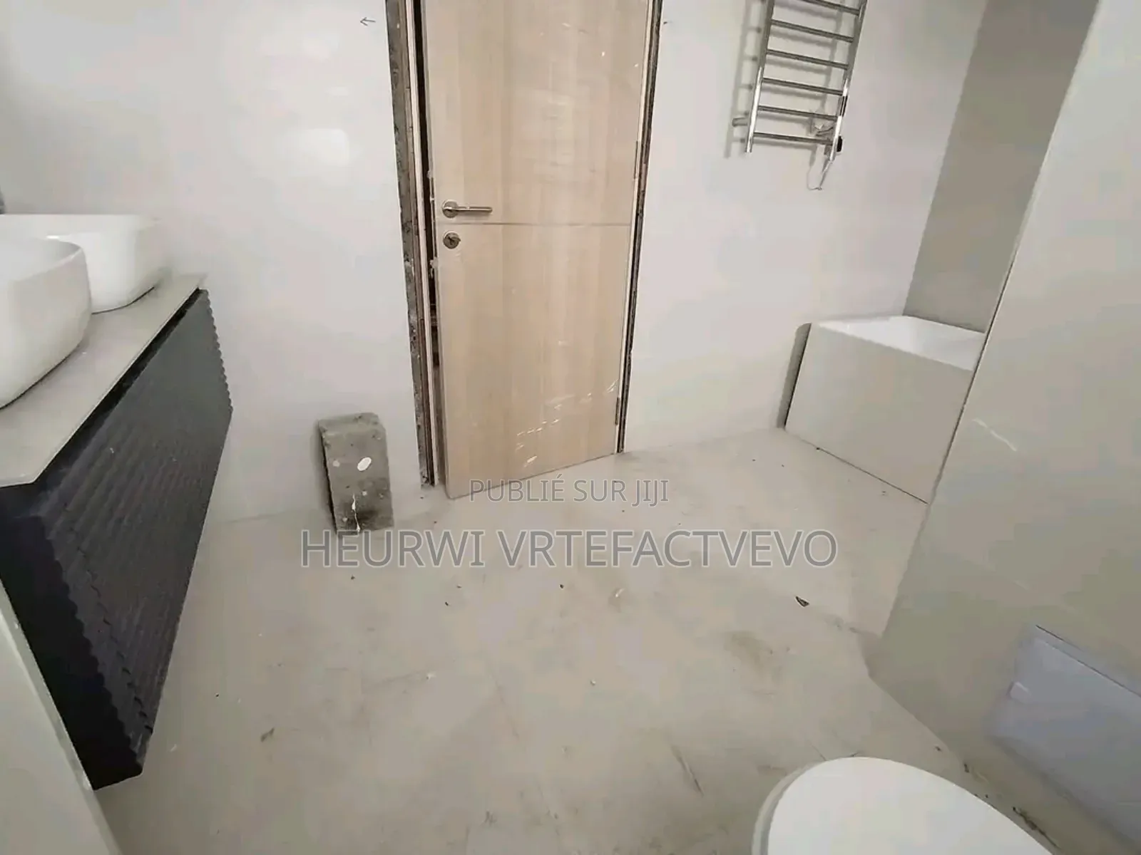 2chbre Villa dans Djorobite, Cocody à Vendre