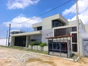 8chbre Duplex dans Angre Nouveau Chu, Cocody à Vendre