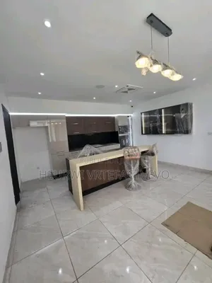 8chbre Duplex dans Angre Nouveau Chu, Cocody à Vendre