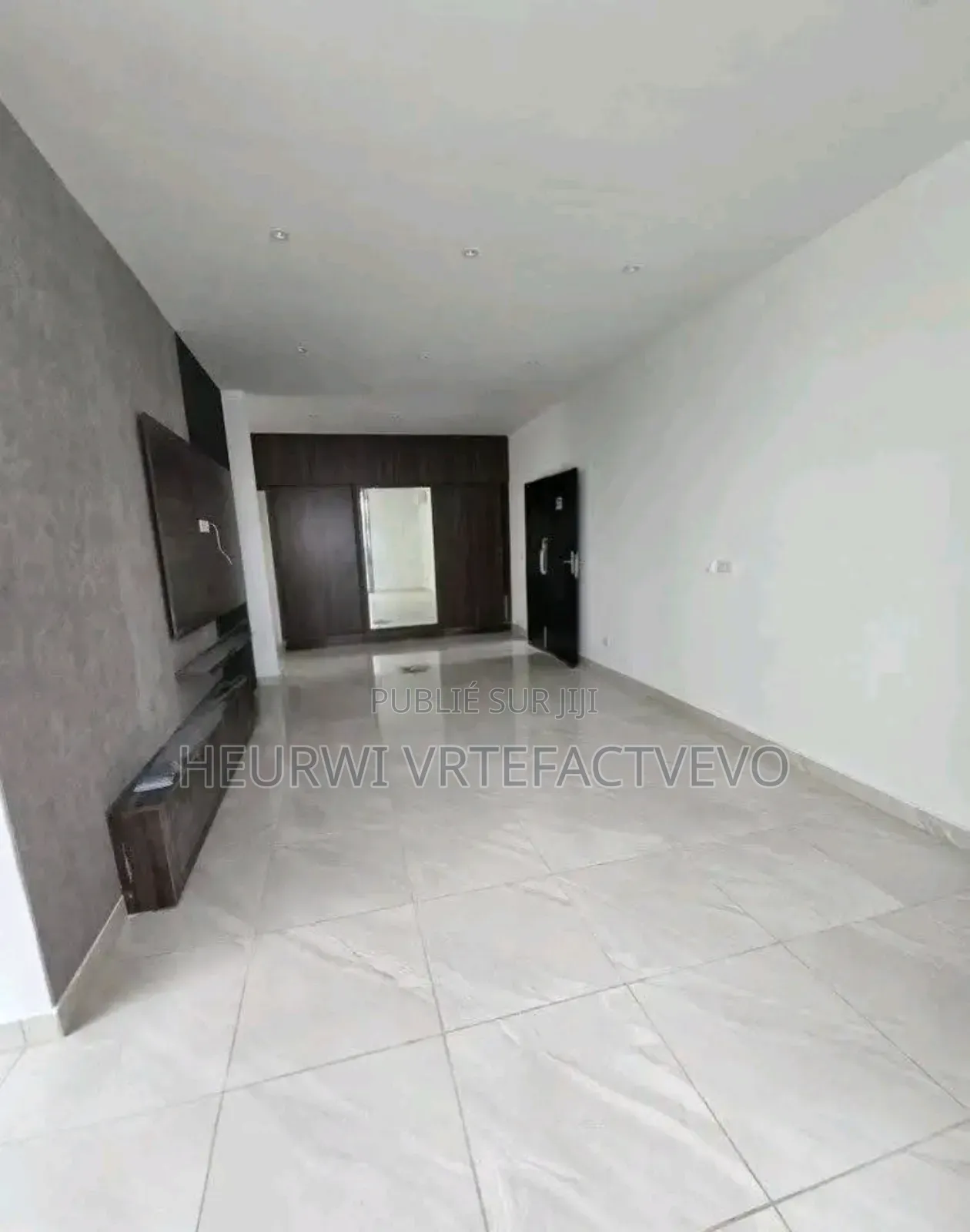 8chbre Duplex dans Angre Nouveau Chu, Cocody à Vendre