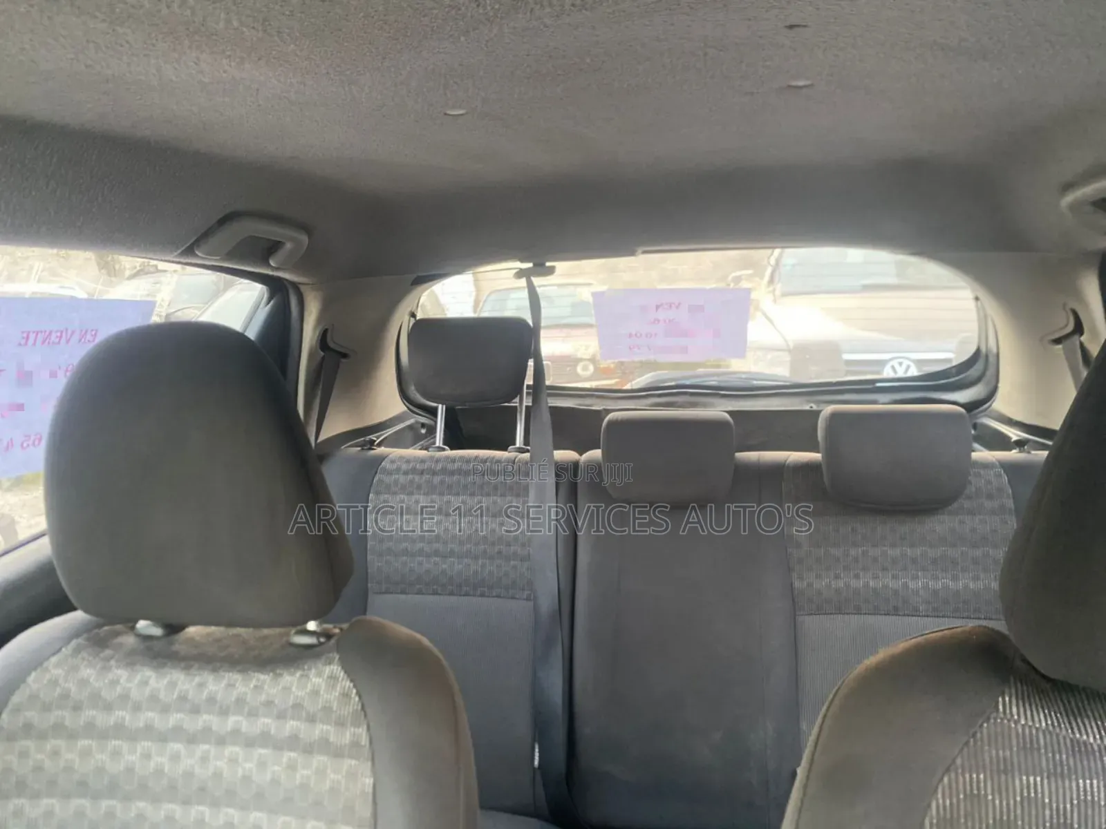 Toyota Yaris L Hatchback 3dr 2016 Gris