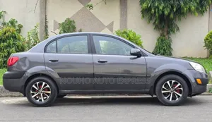 Kia Rio 2008 Gris