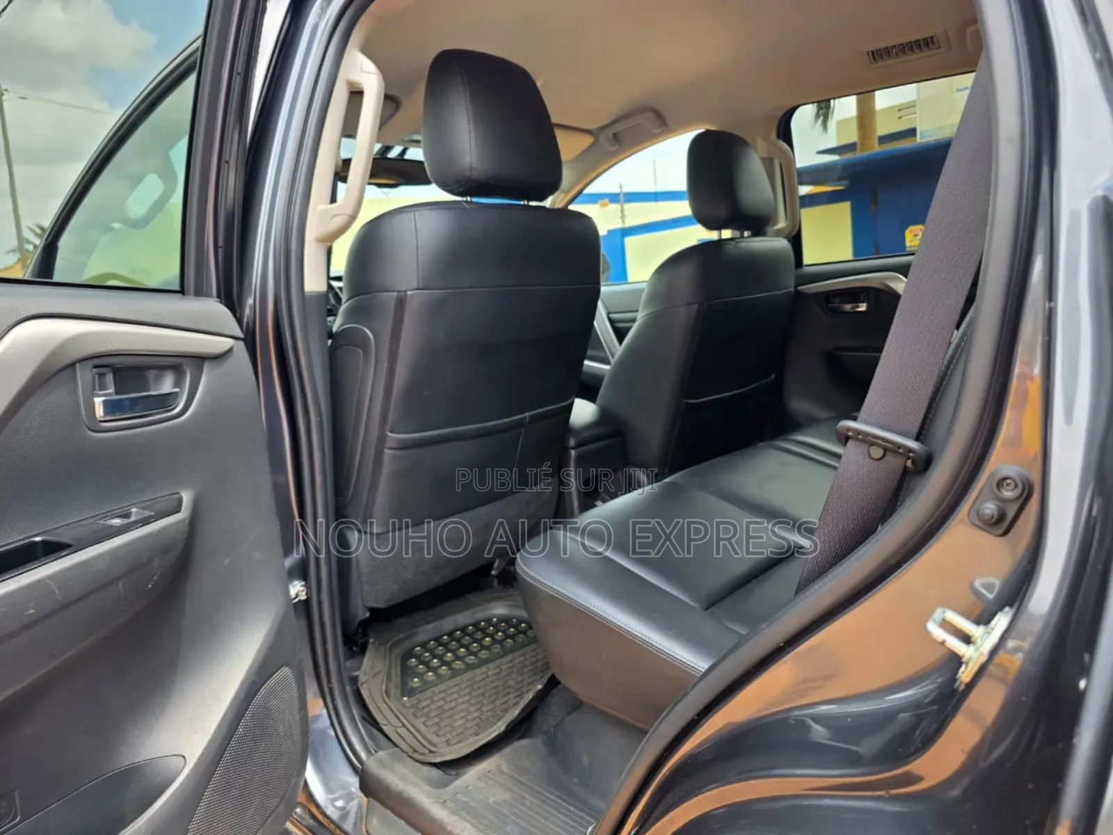 Mitsubishi Pajero 2023 Black