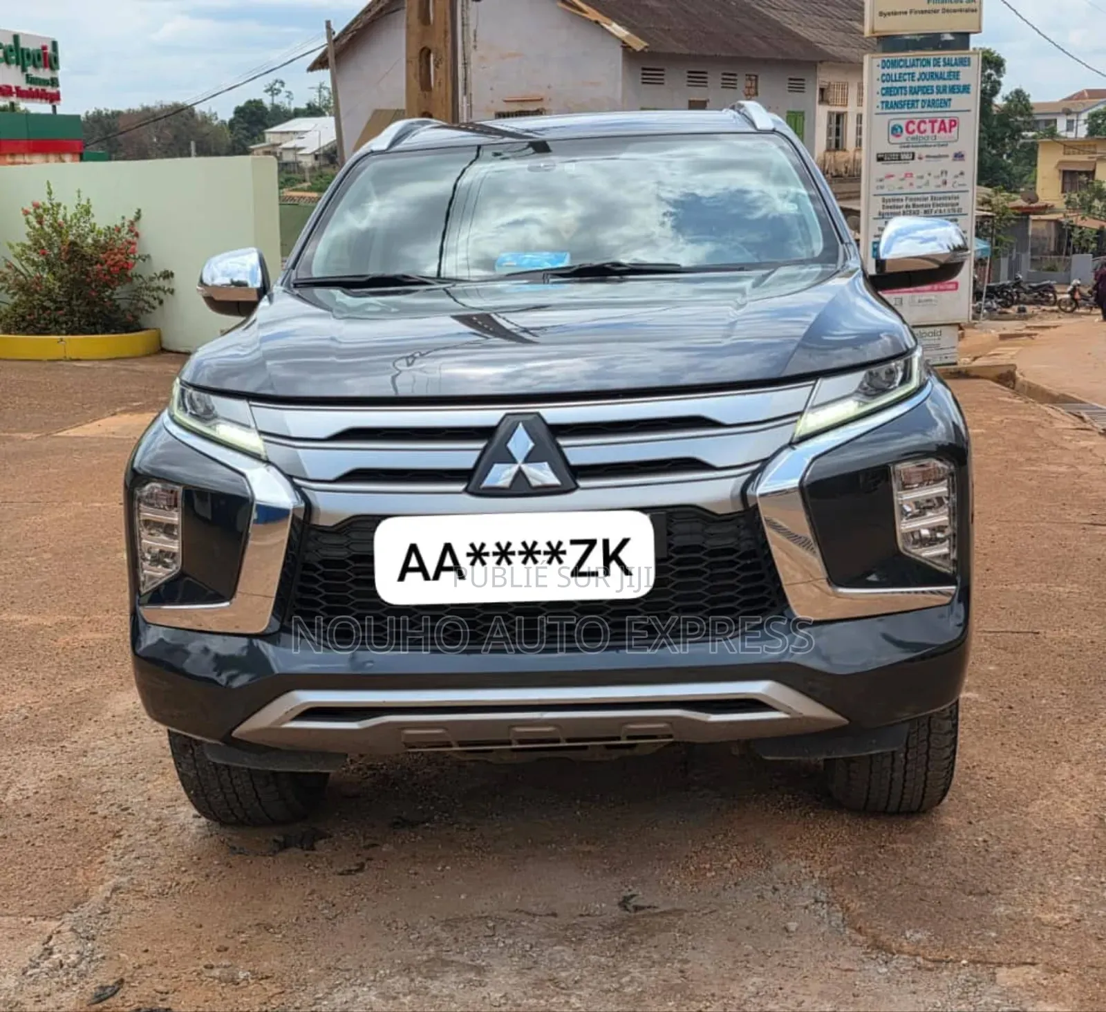 Mitsubishi Pajero 2023 Black