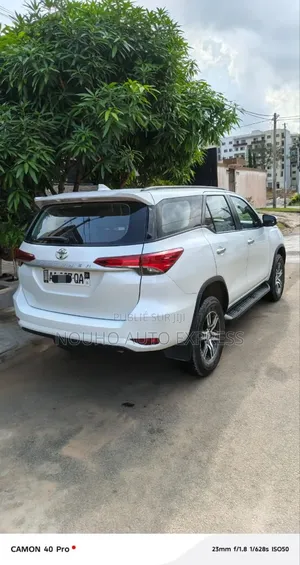 Toyota Fortuner 2025 Blanc