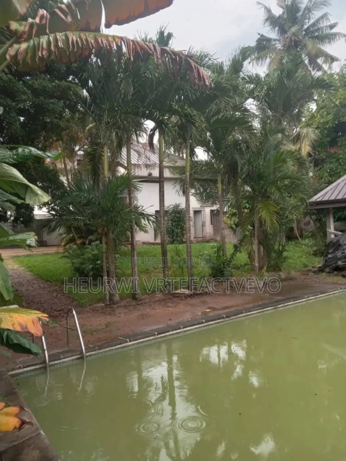 14chbre Appartement dans Vallon, Deux Plateaux à Vendre