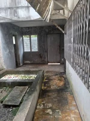 14chbre Appartement dans Vallon, Deux Plateaux à Vendre