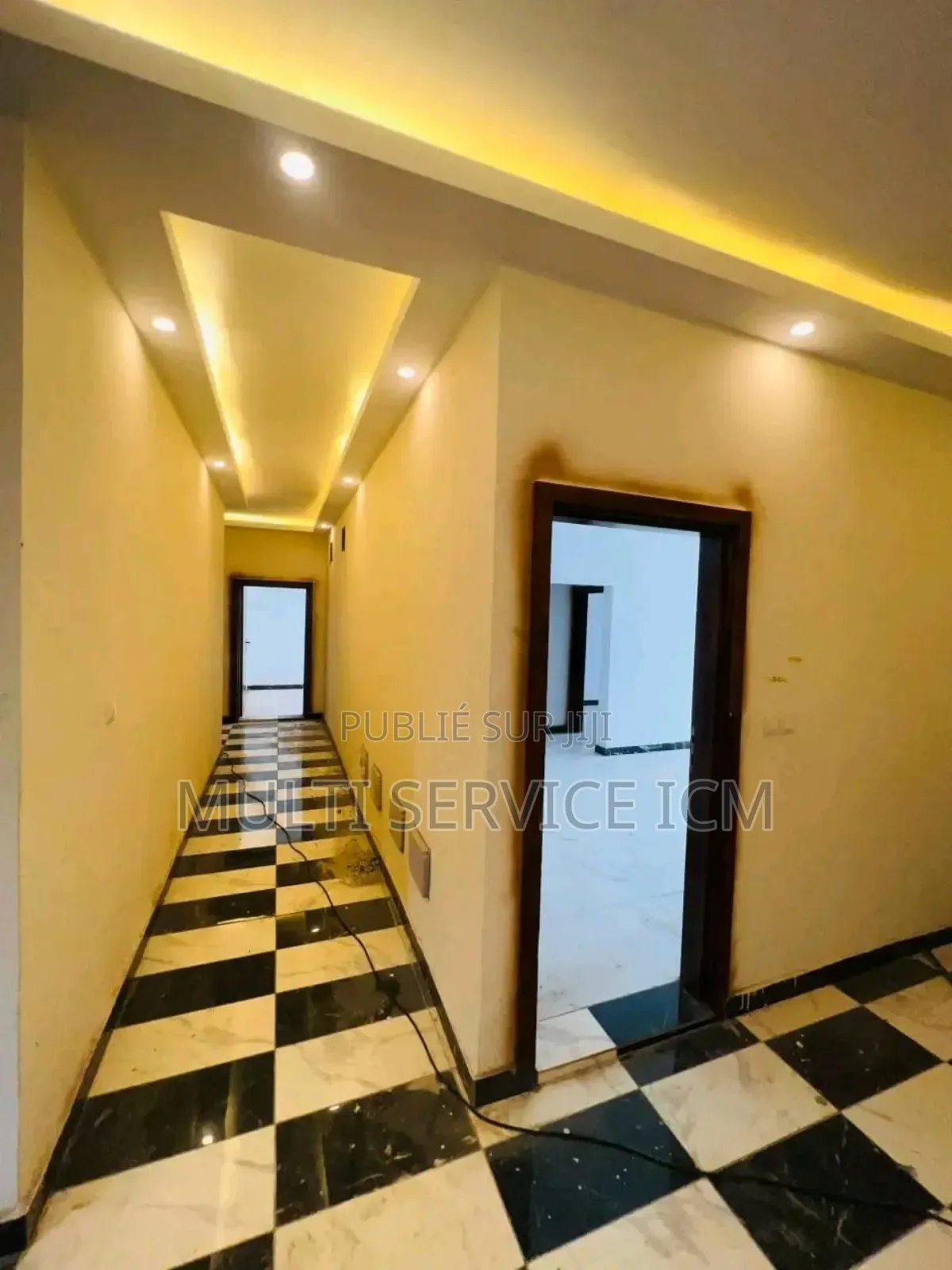 Furnished 2chbre Appartement dans Ismaël Coulibaly, Cocody à Vendre