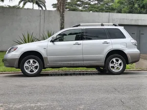 Mitsubishi Outlander 2.4 2003 Argenté