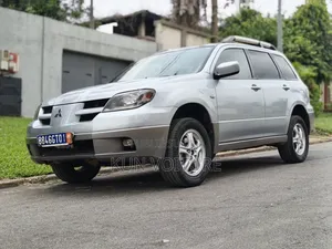 Mitsubishi Outlander 2.4 2003 Argenté