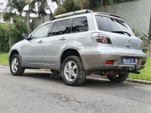 Mitsubishi Outlander 2.4 2003 Argenté