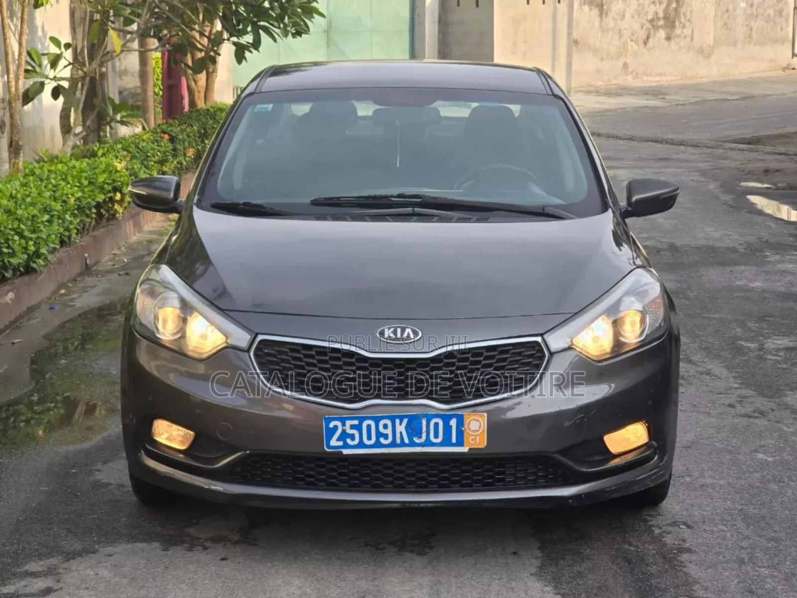 Kia Cerato 2021 Marron