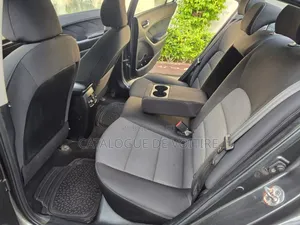 Kia Cerato 2021 Marron