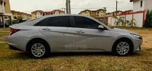 Hyundai Avante 2022 Noir