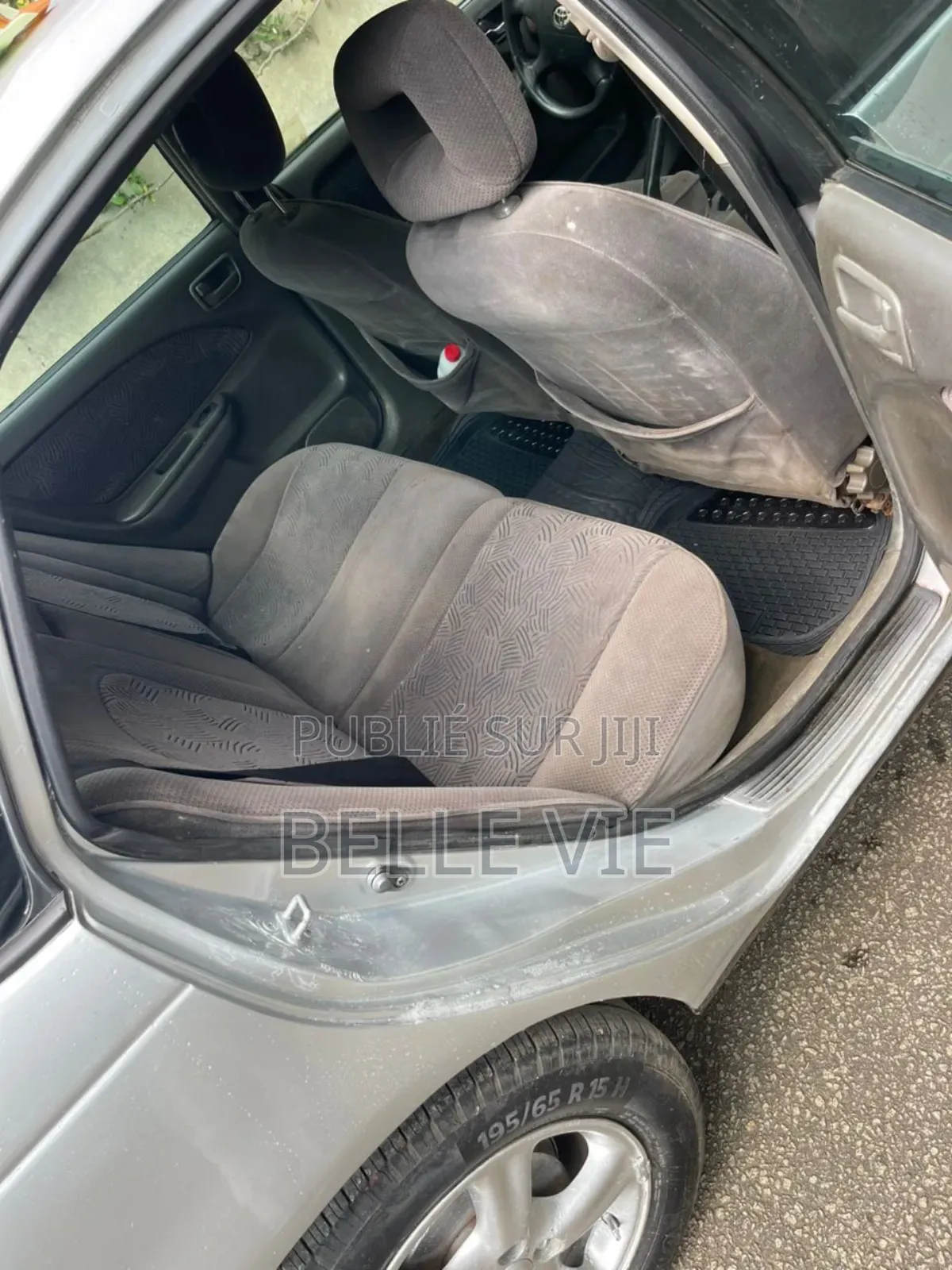 Toyota Avensis 2004 Blanc