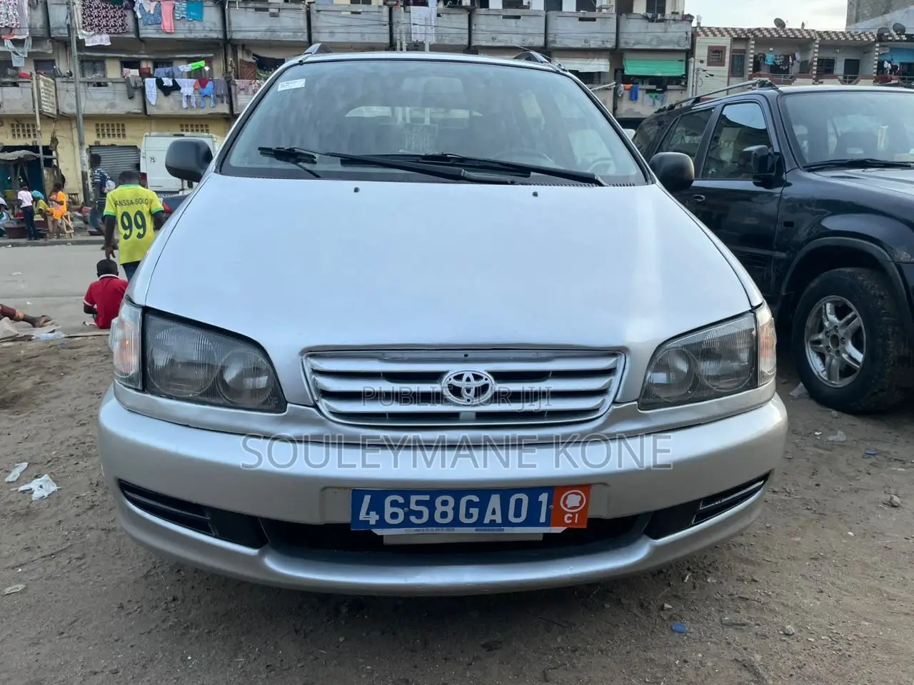 Toyota Picnic 2.0 FWD 2004 Gris