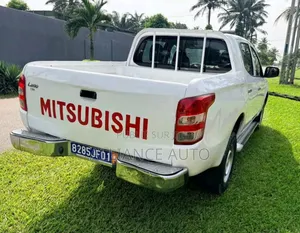 Mitsubishi L200 2018 Blanc
