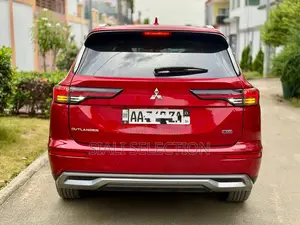 Mitsubishi Outlander 2026 Rouge